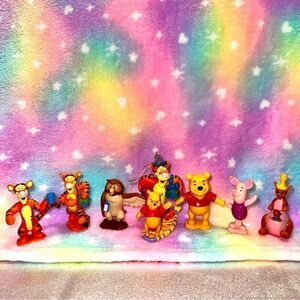 Disney Winnie the Pooh and friends cake topper’s